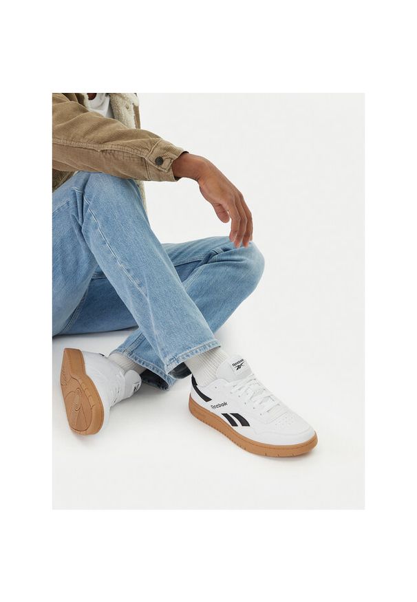 Sneakersy Reebok. Kolor: biały