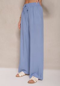 Renee - Niebieskie Szerokie Spodnie z Wiskozy High Waist Naivella. Okazja: na co dzień. Stan: podwyższony. Kolor: niebieski. Materiał: wiskoza. Styl: elegancki, casual #4