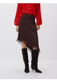Reserved - Spódnica z asymetrycznym dołem - ciemnobrązowy. Kolor: brązowy. Materiał: tkanina, wiskoza #1