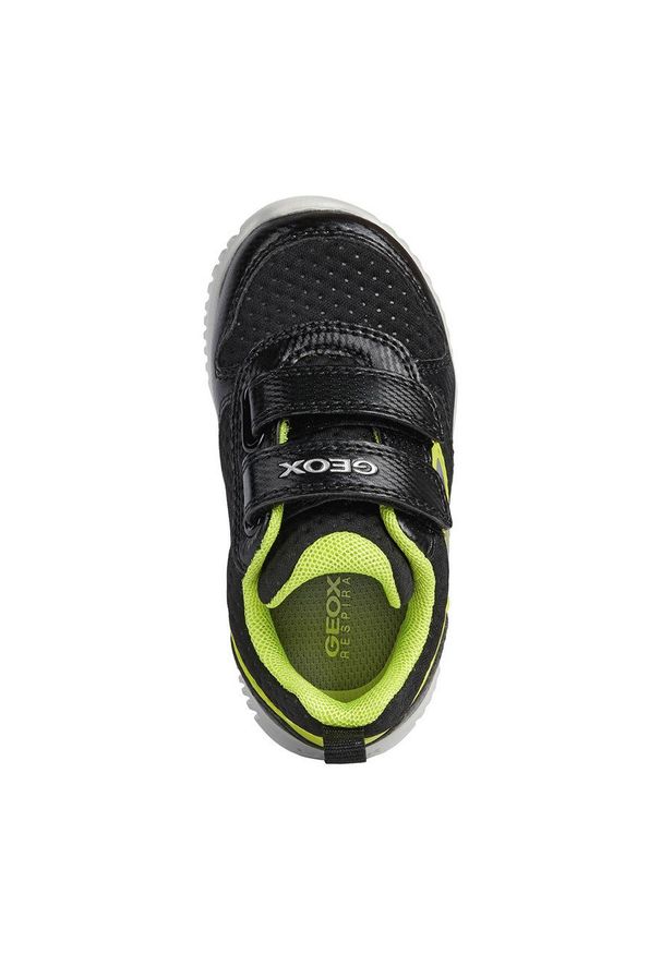 Geox Buty dziecięce kolor czarny. Nosek buta: okrągły. Zapięcie: rzepy. Kolor: czarny