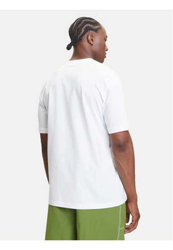 Adidas - adidas T-Shirt adicolor 2000s Cali JX1515 Biały Loose Fit. Kolor: biały. Materiał: bawełna