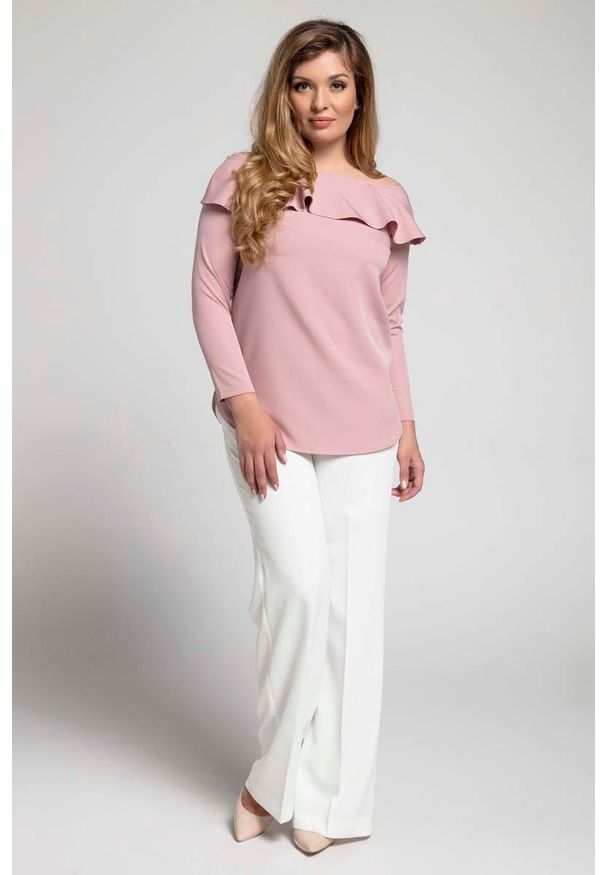 Nommo - Jasnoróżowa Bluzka ze Zmysłowym Hiszpańskim Dekoltem PLUS SIZE. Kolekcja: plus size. Kolor: różowy. Materiał: poliester, wiskoza