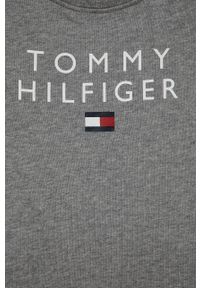 TOMMY HILFIGER - Tommy Hilfiger Bluza bawełniana dziecięca kolor szary z nadrukiem. Okazja: na co dzień. Kolor: szary. Materiał: bawełna. Wzór: nadruk. Styl: casual #2
