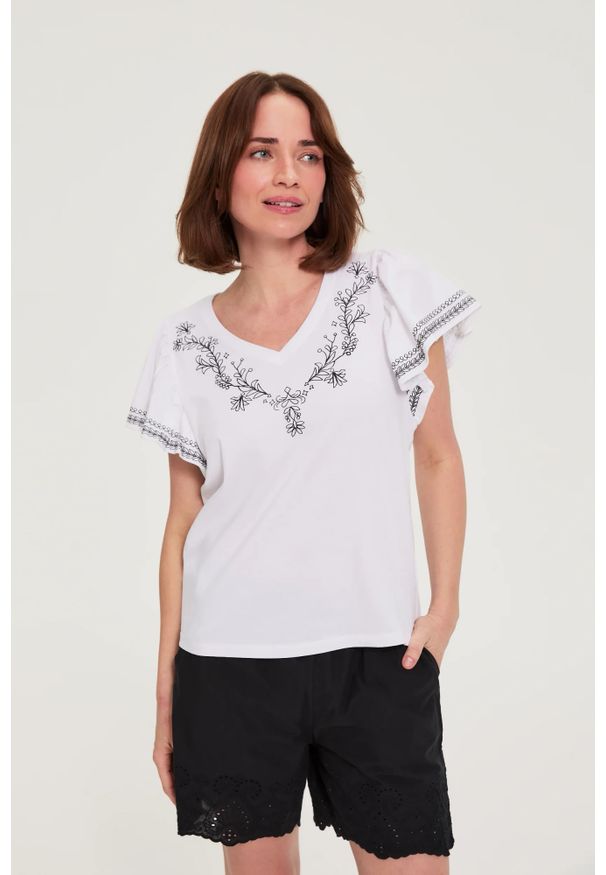 MOODO - Bawełniana bluzka z nadrukiem biała. Kolor: biały. Materiał: bawełna. Wzór: nadruk