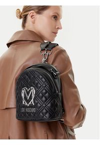 Love Moschino - LOVE MOSCHINO Plecak JC4304PP1NK1200B Czarny. Kolor: czarny. Materiał: skóra