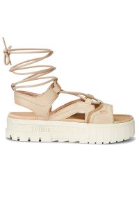 Sandały Puma Mayze Laces 38895001- beżowe. Kolor: beżowy. Materiał: zamsz, syntetyk, materiał. Szerokość cholewki: normalna. Sezon: lato. Obcas: na platformie #1