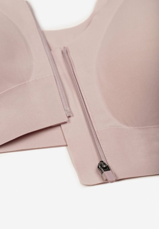 Born2be - Jasnofioletowy Sportowy Biustonosz z Suwakiem z Przodu Eziline. Kolekcja: plus size. Kolor: fioletowy. Rodzaj stanika: wyciągane miseczki