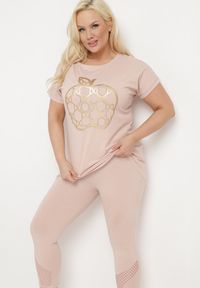 Born2be - Jasnoróżowy Bawełniany Komplet w Sportowo-Casualowy Legginsy T-shirt z Nadrukiem Celka. Kolor: różowy. Materiał: bawełna. Wzór: nadruk. Sport: turystyka piesza, fitness