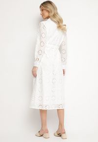 Born2be - Biała Koszulowa Sukienka z Ażurowym Wzorem i Paskiem Tanithiea. Okazja: na co dzień. Typ kołnierza: kołnierzyk klasyczny. Kolor: biały. Materiał: bawełna. Długość rękawa: długi rękaw. Wzór: ażurowy. Typ sukienki: koszulowe. Styl: klasyczny, casual, elegancki #5