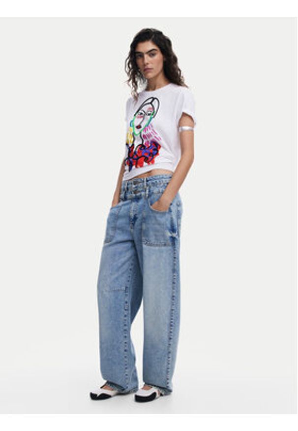 Desigual T-Shirt Misuri 25SWTKA9 Biały Regular Fit. Kolor: biały. Materiał: bawełna