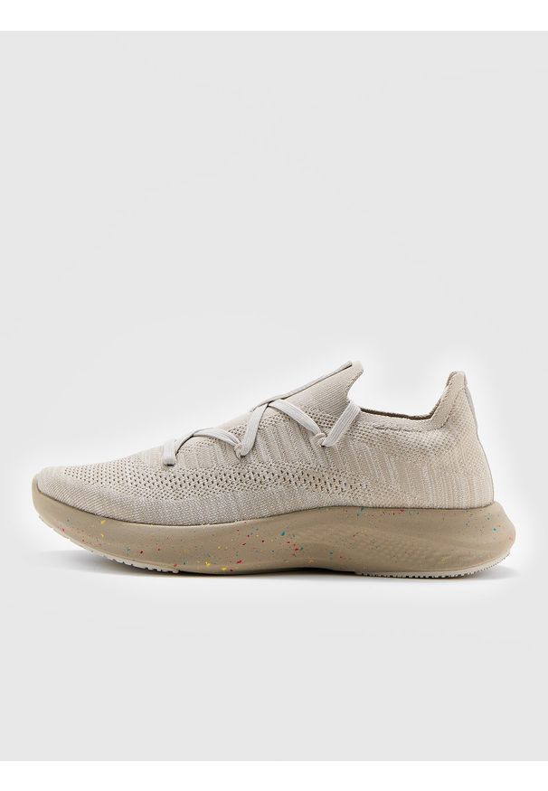4f - 4F Buty lifestyle sneakersy BIONIC z wkładką Ortholite damskie - kremowe 38. Okazja: na co dzień. Kolor: beżowy. Materiał: guma, dzianina, materiał. Szerokość cholewki: normalna