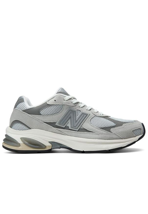 Buty unisex New Balance U201011N - szare. Kolor: szary. Materiał: guma, zamsz. Szerokość cholewki: normalna. Sezon: lato. Sport: bieganie