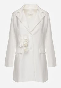 Renee - Biała Marynarka Sukienka z Aplikacjami 3D w Kształcie Kwiatów i Zapięciem na Guziki Lorira. Okazja: na co dzień, na spotkanie biznesowe, do pracy. Kolor: biały. Materiał: jeans. Wzór: aplikacja, kwiaty. Styl: casual, biznesowy, elegancki, klasyczny #3