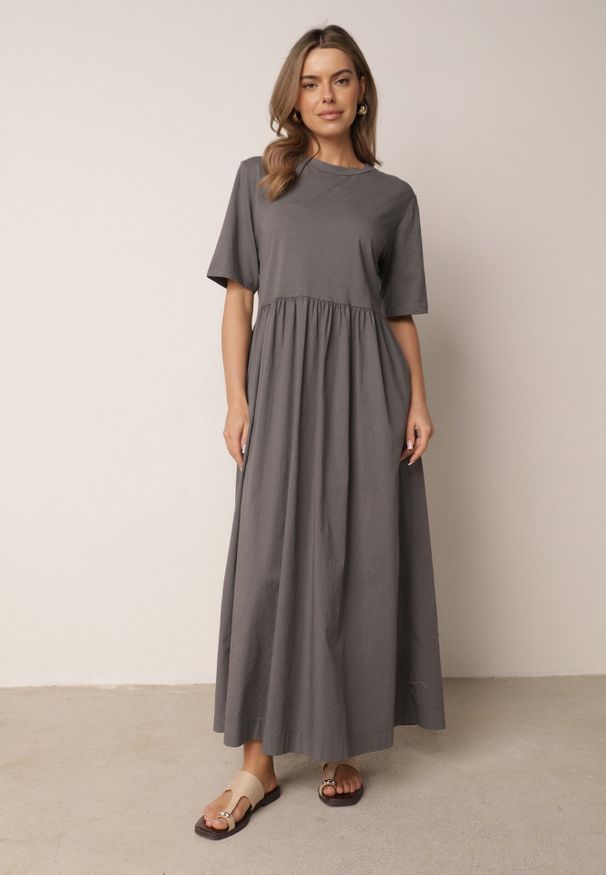 Born2be - Szara Rozkloszowana Sukienka o Luźnym Kroju z Bawełny z Kieszeniami Leucena. Okazja: do pracy, na co dzień. Kolor: szary. Materiał: bawełna. Sezon: lato. Typ sukienki: proste, rozkloszowane. Styl: elegancki, casual