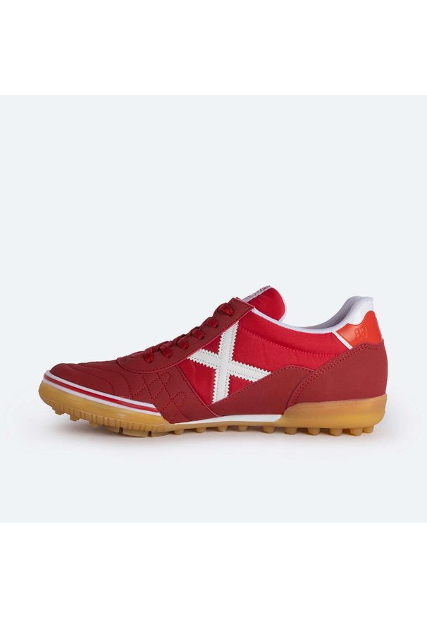 Munich - Buty piłkarskie MUNICH Gresca Genius TF. Kolor: czerwony. Sport: piłka nożna