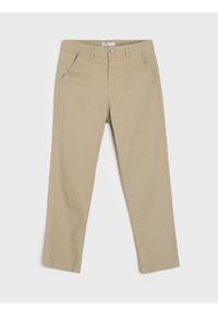 Sinsay - Spodnie jeansowe chino - beżowy. Kolor: beżowy #1