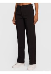 Gina Tricot Spodnie materiałowe 13672 Czarny Regular Fit. Kolor: czarny. Materiał: syntetyk #1