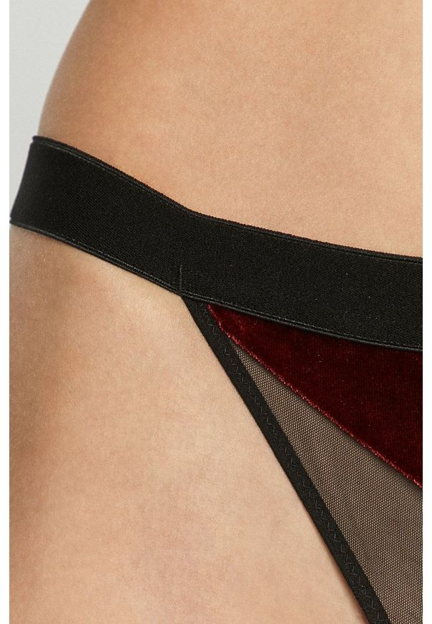 Undress Code - Stringi Strong Is The New Black. Kolor: czarny