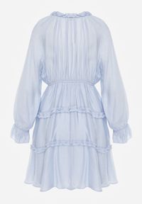 Born2be - Jasnoniebieska Wiskozowa Sukienka na Lato w Stylu Boho z Falbankami i Wiązaniem Barpea. Okazja: na spacer, na co dzień. Typ kołnierza: kołnierz z falbankami. Kolor: niebieski. Materiał: wiskoza. Sezon: lato. Styl: boho #4