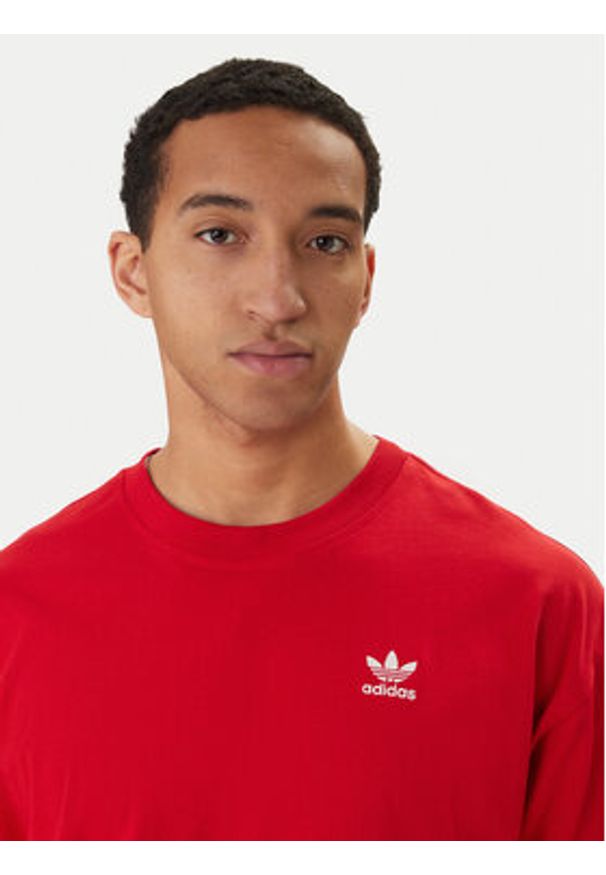 Adidas - adidas T-Shirt Trefoil Essentials KC8984 Czerwony Oversize. Kolor: czerwony. Materiał: bawełna