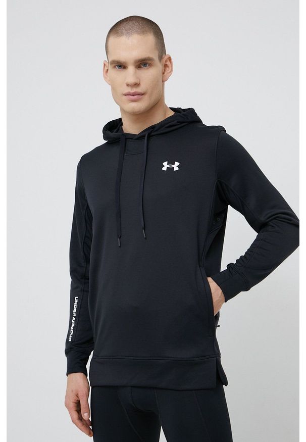 Under Armour Bluza 1366259 męska kolor czarny z kapturem gładka. Typ kołnierza: kaptur. Kolor: czarny. Materiał: dzianina. Wzór: gładki