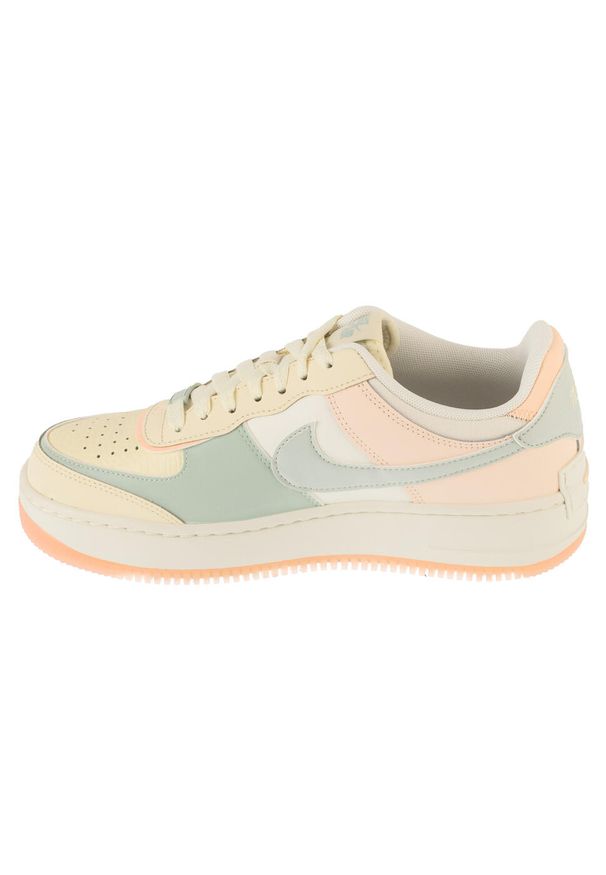 Nike - Buty sportowe Sneakersy damskie, Air Force 1 Shadow. Kolor: beżowy. Model: Nike Air Force. Sport: turystyka piesza