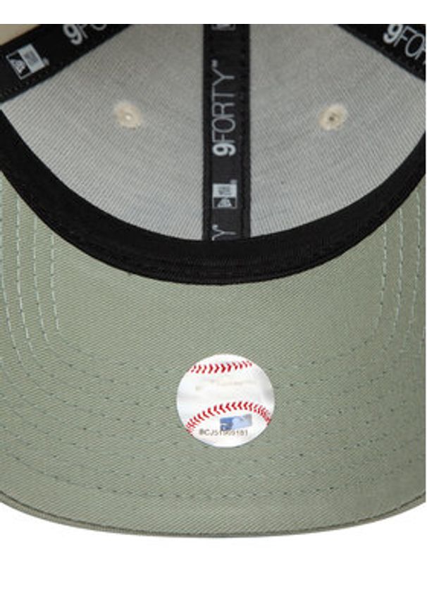New Era Czapka z daszkiem Oakland Athletics World Series Patch 9FORTY 60595244 Beżowy. Kolor: beżowy. Materiał: materiał, bawełna