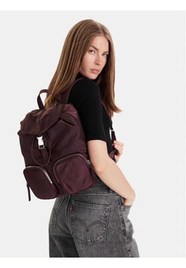 Calvin Klein Plecak Pocket Nylon Flap Backpack LV04F3133G Bordowy. Kolor: czerwony. Materiał: materiał