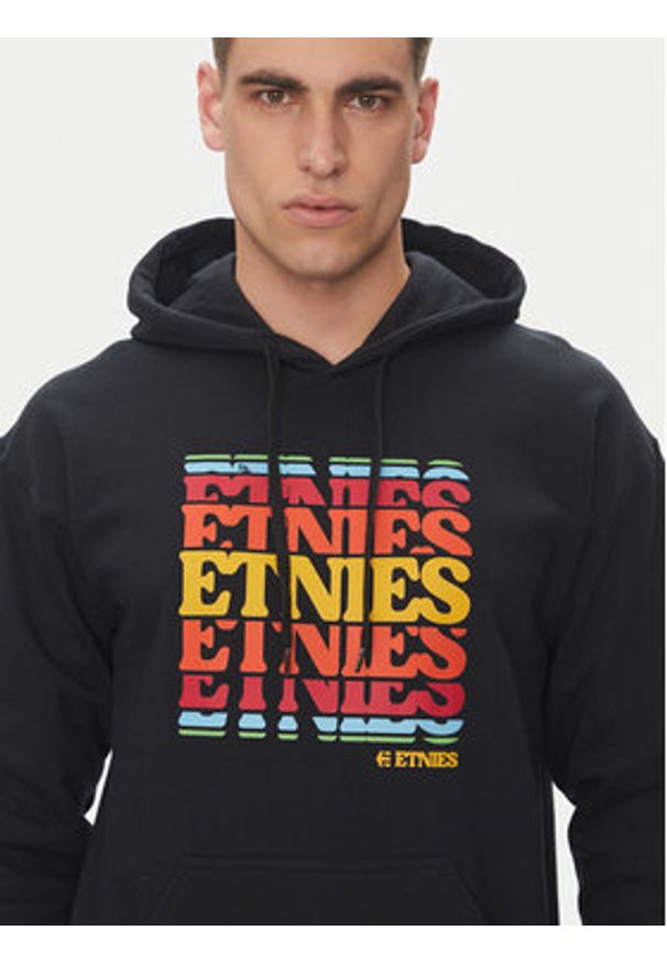 Etnies Bluza Retro Stack 4130004134 Czarny Regular Fit. Kolor: czarny. Materiał: bawełna. Styl: retro