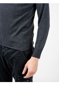 Xagon Man Sweter Basic | A22081 | Mężczyzna | Szary. Okazja: na co dzień. Typ kołnierza: golf. Kolor: szary. Materiał: poliester, akryl, wełna, nylon. Styl: casual #12