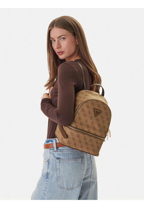 Guess Plecak Follie Travel TWLB96 76032 Beżowy. Kolor: beżowy. Materiał: skóra