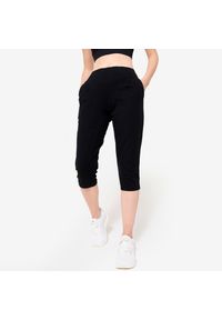 DOMYOS - Krótkie legginsy fitness damskie Domyos. Kolor: czarny. Materiał: bawełna, materiał, poliester, elastan. Długość: krótkie. Sport: fitness