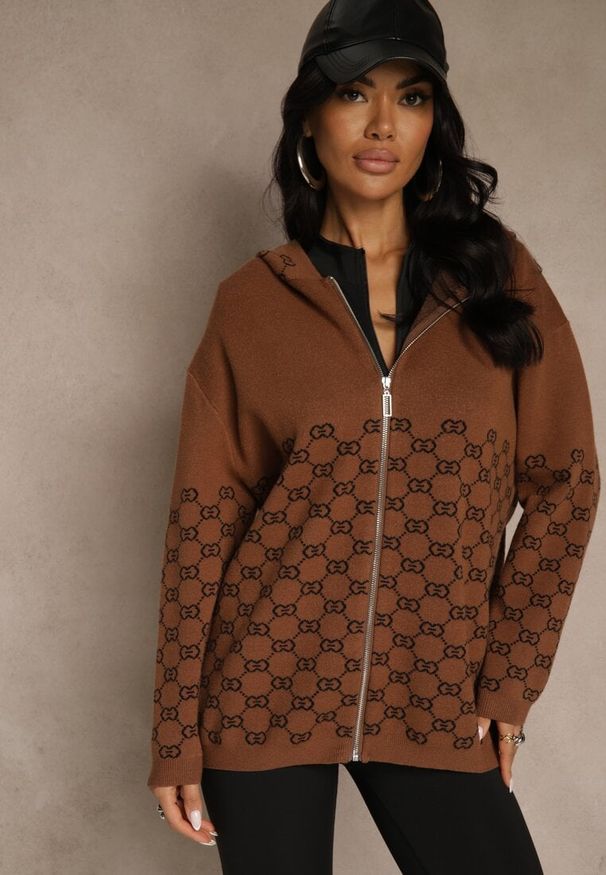 Renee - Brązowy Rozpinany Kardigan z Kapturem z Geometrycznym Wzorem Neratusa. Okazja: na co dzień. Typ kołnierza: kaptur. Kolor: brązowy. Materiał: jeans. Wzór: geometria. Sezon: wiosna. Styl: casual