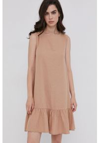 Answear Lab Sukienka bawełniana kolor beżowy mini oversize. Kolor: beżowy. Materiał: bawełna. Typ sukienki: oversize. Styl: wakacyjny. Długość: mini #5