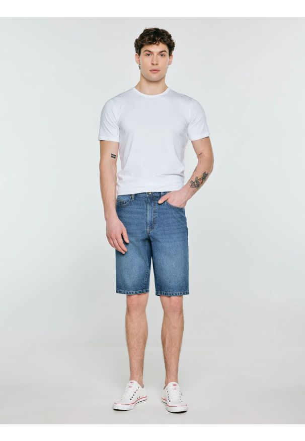 Big-Star - Szorty męskie jeansowe niebieskie Colter 410. Stan: podwyższony. Kolor: niebieski. Materiał: jeans. Długość: krótkie. Sezon: lato. Styl: vintage, klasyczny
