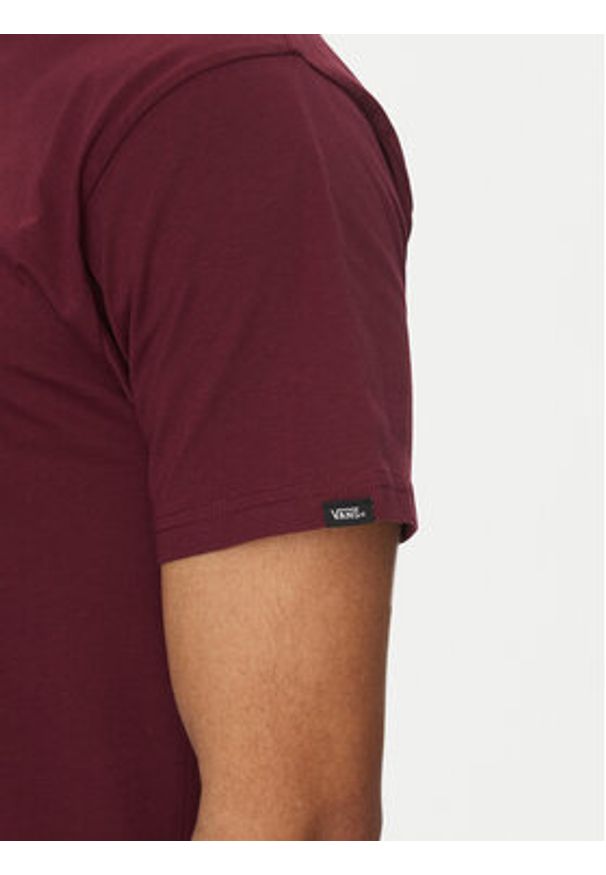 Vans T-Shirt Classic VN000GGG Bordowy Regular Fit. Kolor: czerwony. Materiał: bawełna