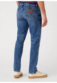 Wrangler - WRANGLER GREENSBORO MĘSKIE SPODNIE JEANSOWE DARK WATERS W15Q5929V #4