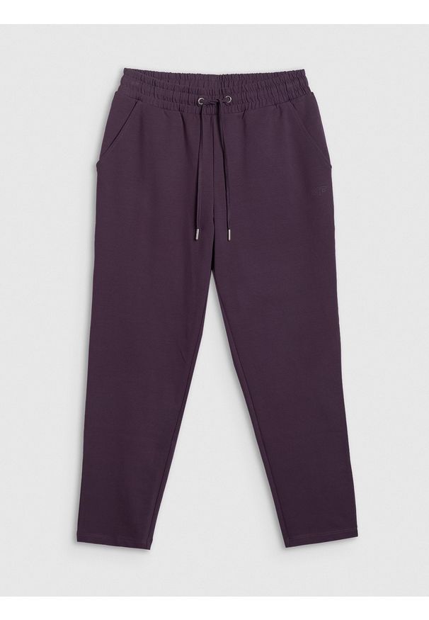 4f - 4F Spodnie dresowe damskie - fioletowe XS. Stan: podwyższony. Kolor: fioletowy. Materiał: dresówka. Sport: turystyka piesza, fitness