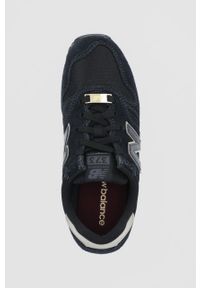 New Balance Buty WL373ME2 kolor czarny na płaskiej podeszwie. Nosek buta: okrągły. Zapięcie: sznurówki. Kolor: czarny. Materiał: guma. Obcas: na płaskiej podeszwie. Model: New Balance 373 #2
