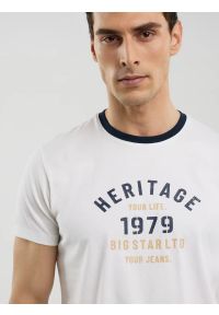 Big-Star - Koszulka męska z nadrukiem biała Jaros 100. Okazja: na co dzień. Kolor: biały. Materiał: dzianina, jeans. Wzór: nadruk. Styl: vintage, sportowy, klasyczny, casual
