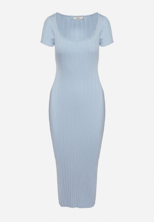 Born2be - Niebieska Sukienka o Dopasowanym Fasonie z Wycięciem na Plecach i Kwadratowym Dekoltem Vosalina. Okazja: na co dzień. Typ kołnierza: dekolt kwadratowy. Kolor: niebieski. Długość rękawa: krótki rękaw. Typ sukienki: dopasowane, proste. Styl: casual