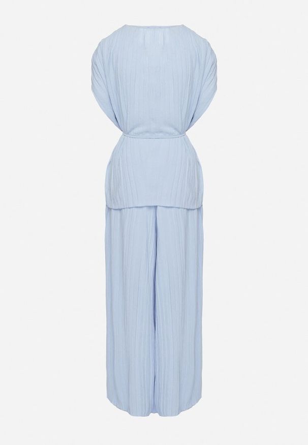 Born2be - Niebieski Komplet Bluzka z Wiązanym Paskiem i Szerokie Spodnie Dolarea. Kolor: niebieski. Wzór: aplikacja