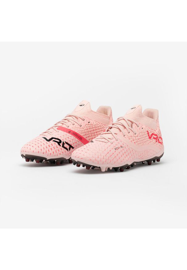 KIPSTA - Buty piłkarskie damskie Kipsta Viralto III-W MG/AG Pink Power. Kolor: różowy. Materiał: dzianina, zamsz, mesh, syntetyk. Szerokość cholewki: normalna. Sport: piłka nożna