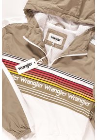 Wrangler - KURTKA WRANGLER POPOVER JACKET CORNSTALK W4768V94K. Kolor: biały. Wzór: nadruk. Styl: vintage #6