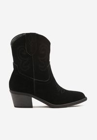 Born2be - Czarne Zamszowe Botki Kowbojki na Stożkowym Obcasie Latamessa. Okazja: na co dzień. Kolor: czarny. Materiał: zamsz. Obcas: na obcasie. Styl: klasyczny, casual, elegancki. Wysokość obcasa: średni #6