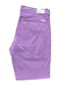 Wrangler - SPODENKI WRANGLER CHINO SHORT ORCHID PURPLE W14AMM25S. Materiał: materiał. Wzór: jednolity #5