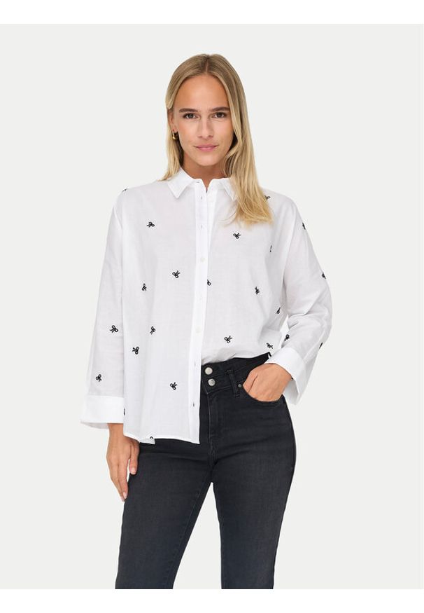 only - ONLY Koszula 15283743 Biały Box Fit. Kolor: biały. Materiał: bawełna