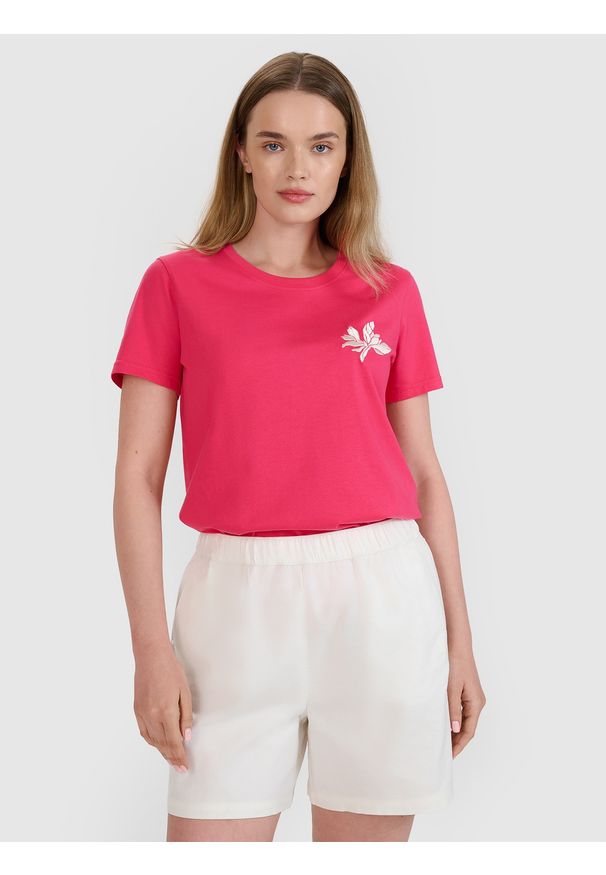 4f - 4F T-shirt regular z nadrukiem damski - różowy S. Okazja: na co dzień. Kolor: różowy. Materiał: dzianina, bawełna, jersey, materiał, tkanina. Wzór: nadruk. Styl: klasyczny, elegancki, sportowy, casual