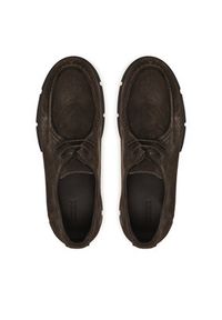 Guess Półbuty FMFFIO SUE13 Brązowy. Kolor: brązowy. Materiał: skóra, zamsz