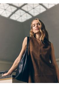 Reserved - Torebka hobo - czarny. Kolor: czarny. Materiał: skórzane